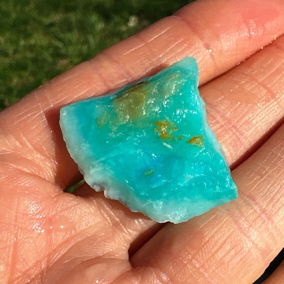 Peruvian 30.14 Carats Rare Andean Blue Opal Rough - Picture 3 of 17